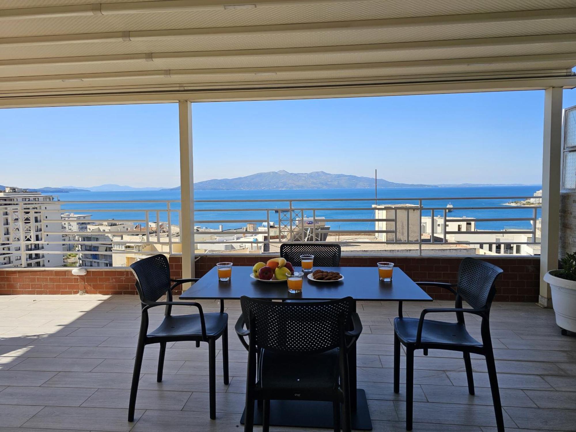 Deep Blue Rooftop - 111 Sarandë Exteriör bild